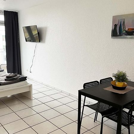 Ferienwohnung Koeln Junkersdorf Bagian luar foto
